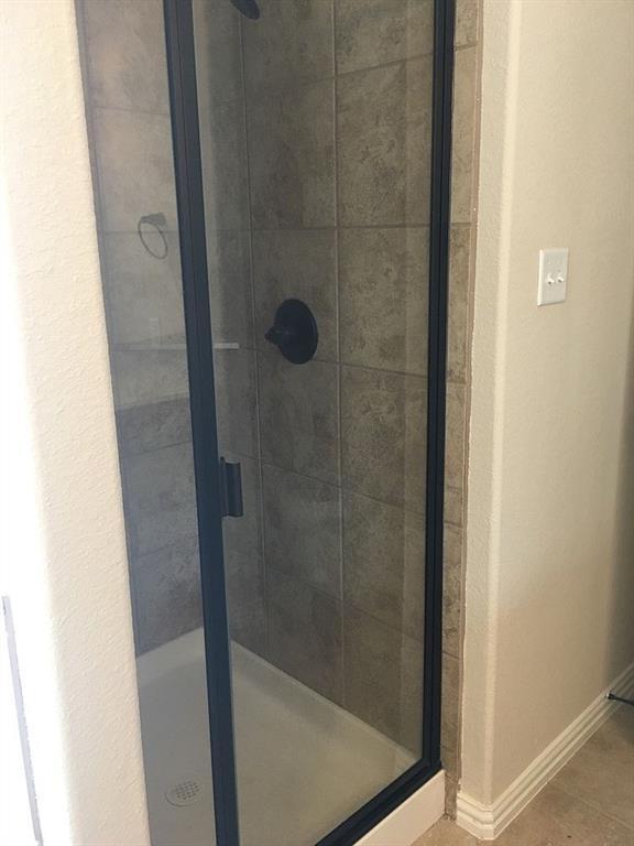 Foto del edificio - 737 MacArthur Blvd