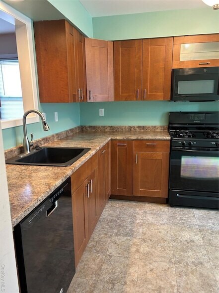 Foto del edificio - 135 W Nyack Rd