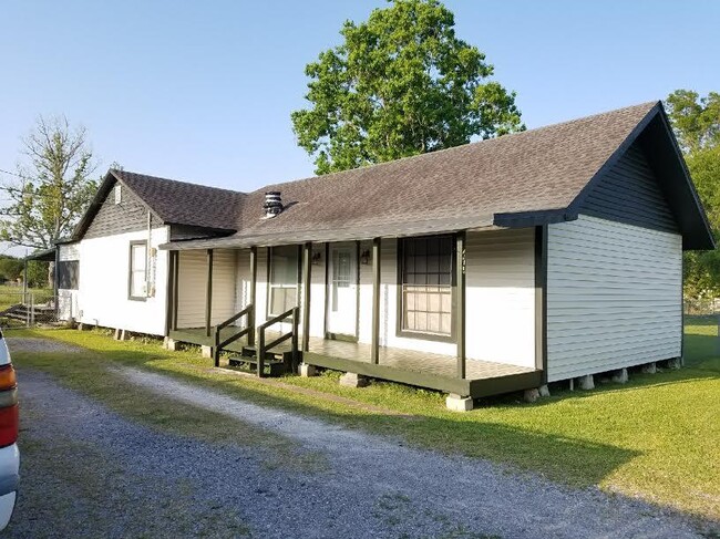 Building Photo - 475 rachal ave