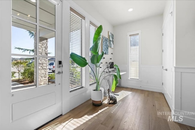 Foto del edificio - 9901 W Aviara St