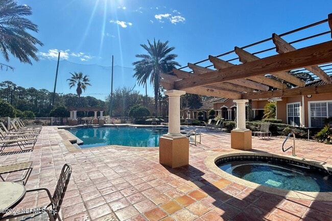 Building Photo - 540 Florida Club Blvd