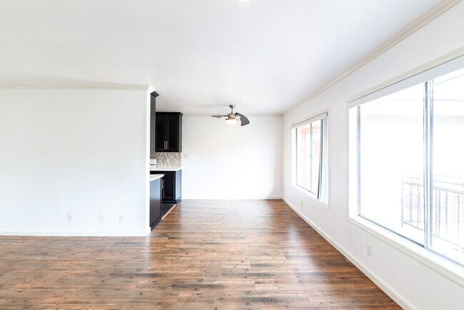 Foto del edificio - 4009 Stevely Ave