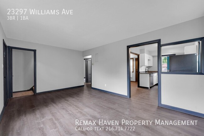 Foto del edificio - 23297 Williams Ave