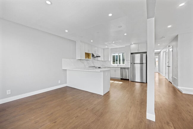 Building Photo - 970 Hillside Blvd