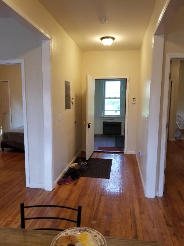 Foto del edificio - 80 Smith Rd