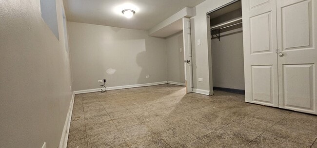 Photo - 2308 N Meade Ave Apartment