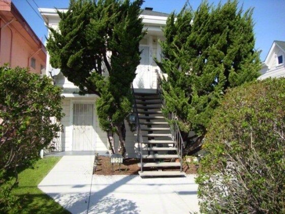 Primary Photo - Premier Emeryville Apartments