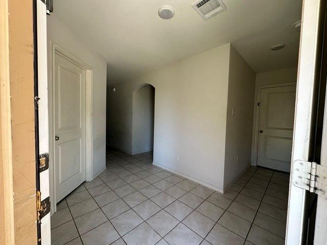 Building Photo - 1202 Meadow Wood Ct