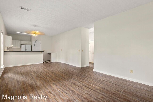 Foto del edificio - 2 br, 2 bath House - 1097 Drew Ln
