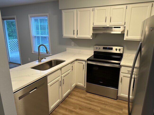 Foto del edificio - 2732 S 17th St