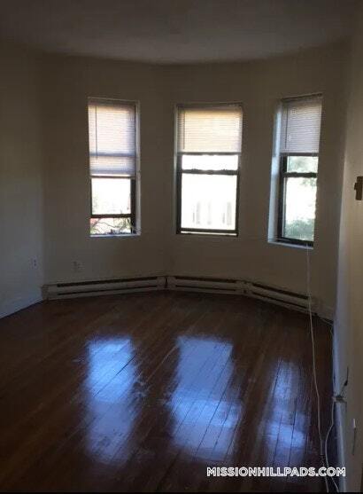 Building Photo - 891 Huntington Ave