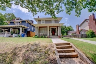 Building Photo - 1158 N Denver Ave