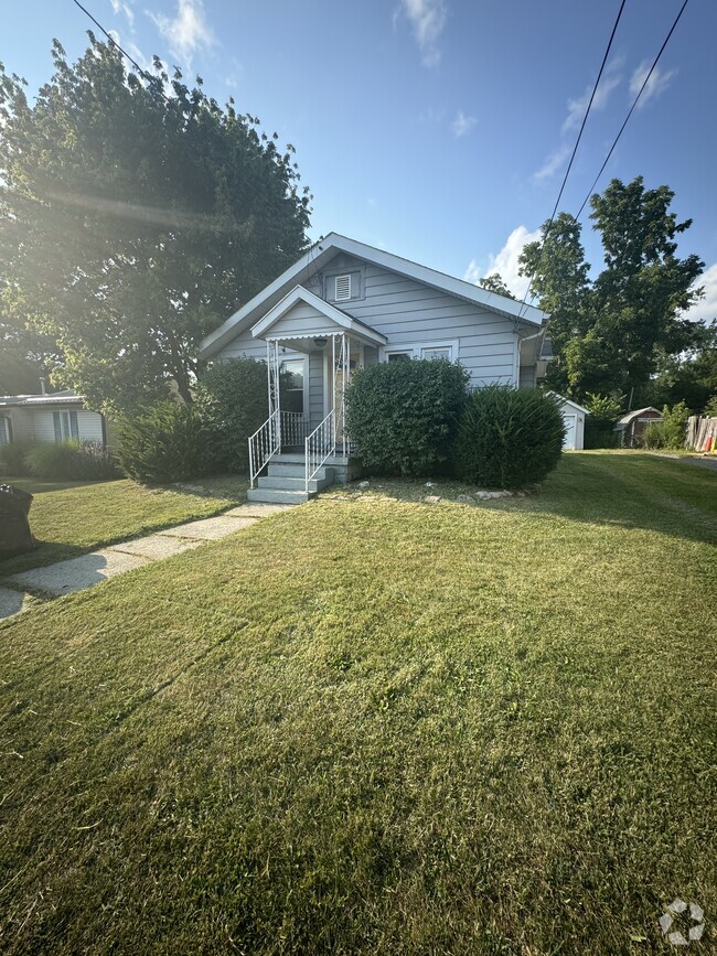 Building Photo - 912 Oak Grove Ave
