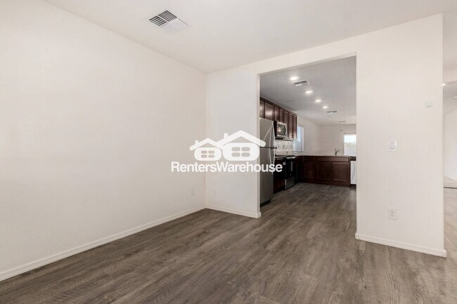 Foto del edificio - 25785 W Samantha Way