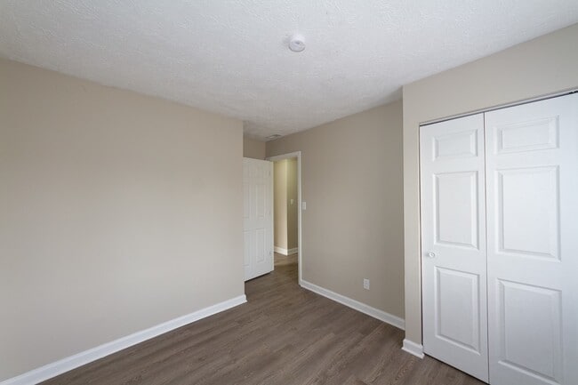 Building Photo - Completely remodeled 4 bed 1.5 bath in Perry Township