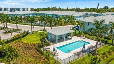 Building Photo - 373 SE Sea Hunt Way