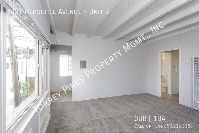 Building Photo - 7427 Herschel Ave