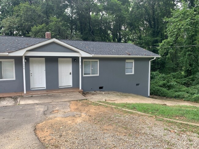 Move-in ready 1 Story Duplex located in th... - Move-in ready 1 Story Duplex located in th... House