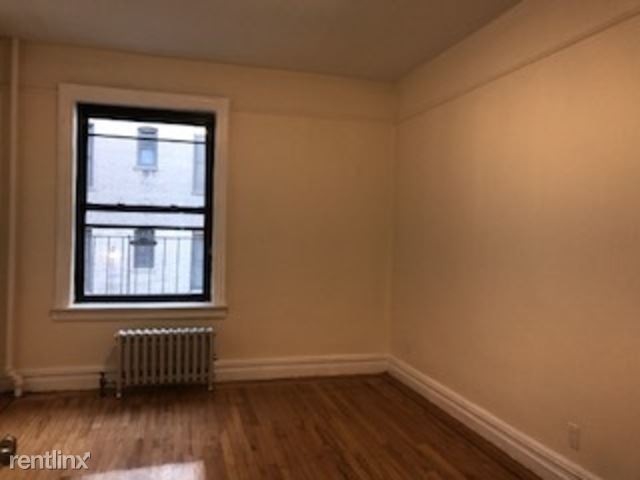 Building Photo - 3226 93rd St