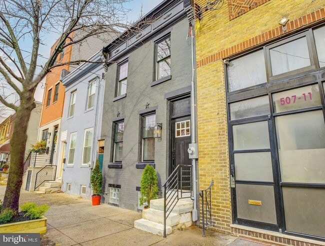 Building Photo - 513 McKean St