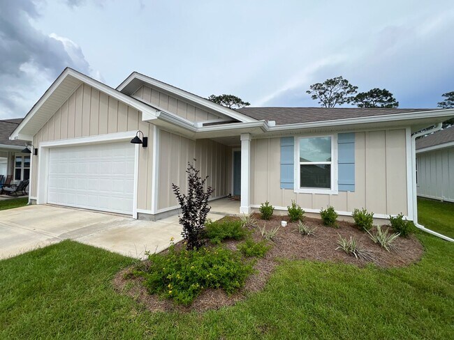 Foto del edificio - Beautiful 3 Bedroom, 2 Bath Pace Home avai...