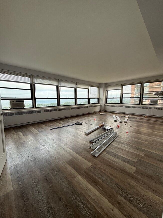 Foto del edificio - 4230 N Marine Dr