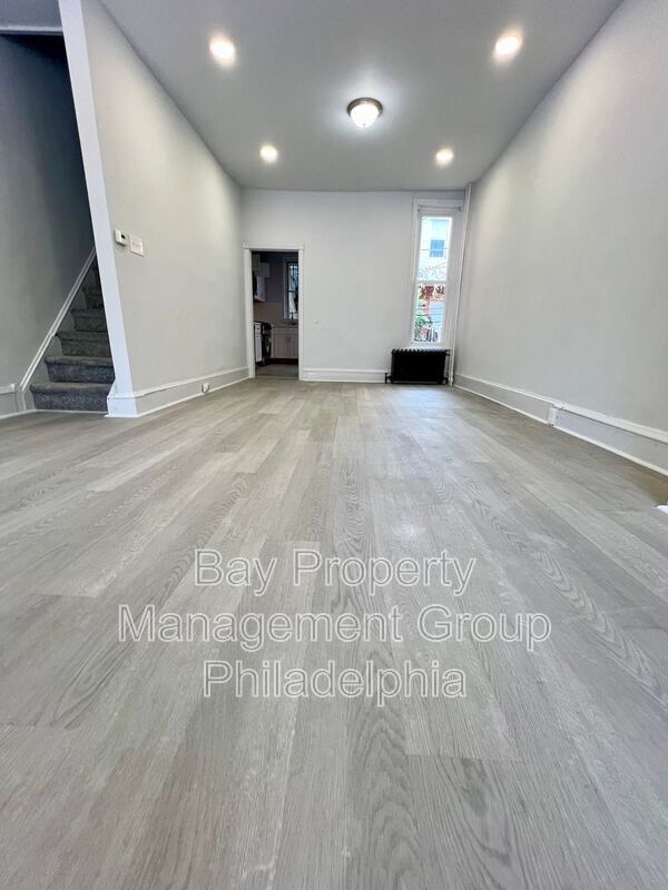 Building Photo - 1532 S Lindenwood St