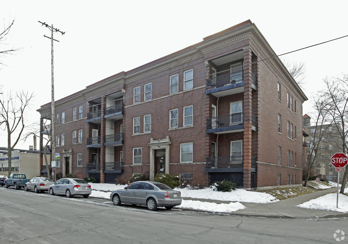 Primary Photo - 2505-2513 E Park Pl