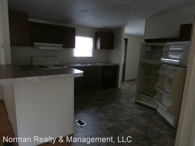 Building Photo - 944 Hollywood Dr