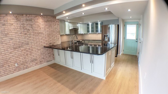 Building Photo - 3 br, 3 bath Townhome - Encourte Green