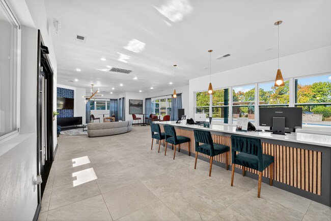 Building Photo - The Tatum Apartments