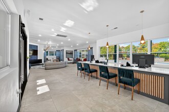 Building Photo - The Tatum Apartments