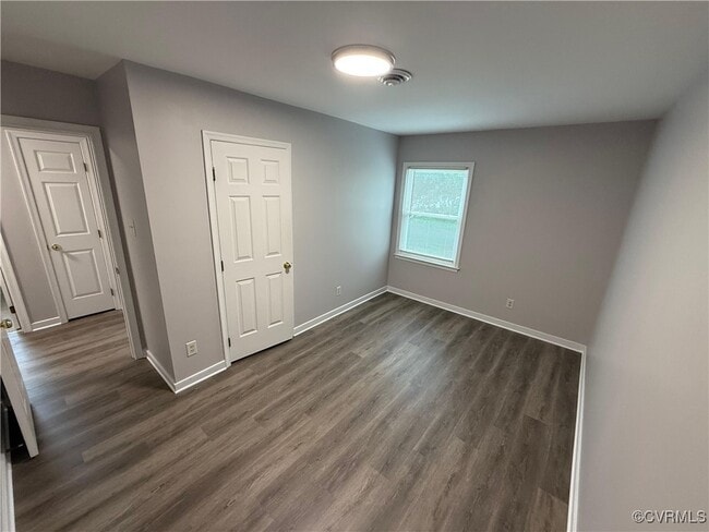 Foto del edificio - 5200 Reids Pointe Rd