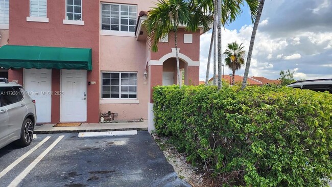 Foto del edificio - 12035 SW 14th St