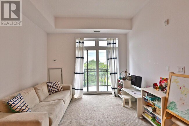 Photo du bâtiment - 5020 Corporate Dr