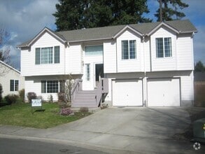Building Photo - 4978 Restmore Ct N