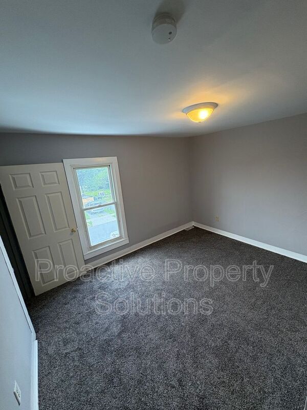 Foto del edificio - 1404-1412 Sanderson Ave