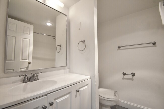 Foto del edificio - 1525 Beacon St