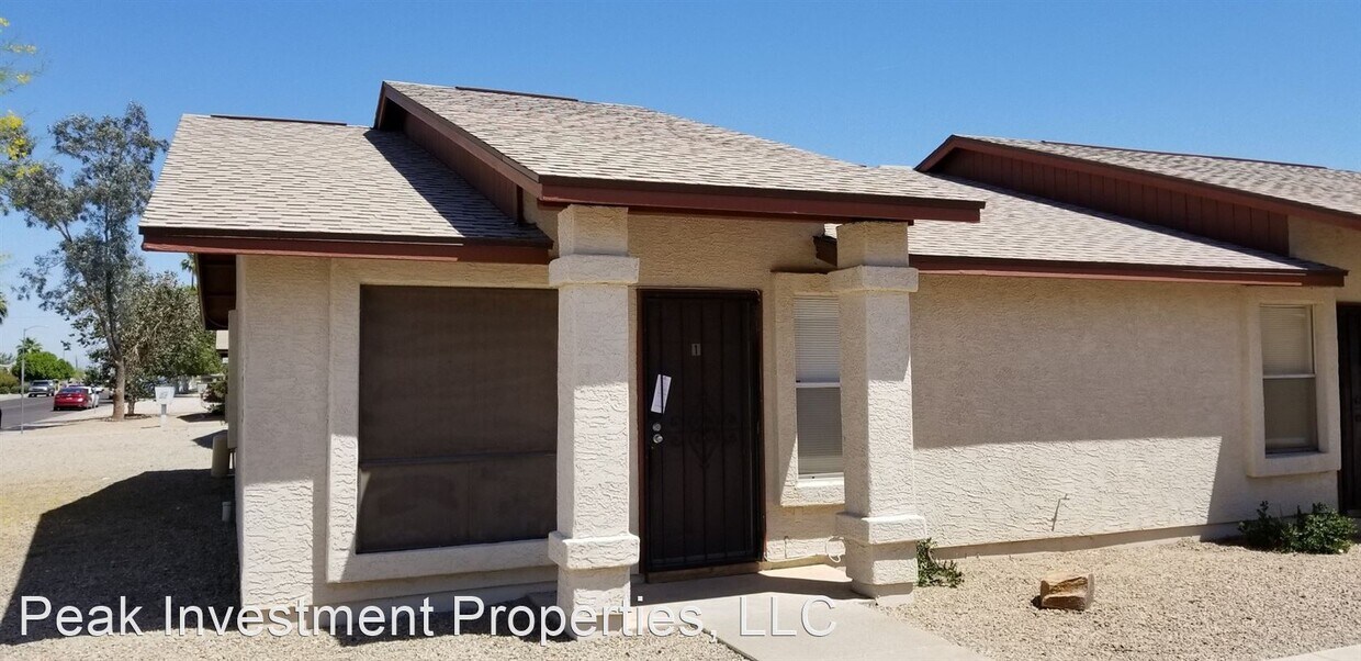 Foto principal - 12813-12815 N 113th Ave