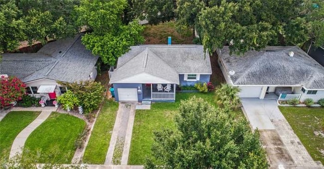 Photo - 711 Wilkinson St House