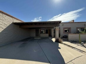 Building Photo - 8141 E Daniella Cir