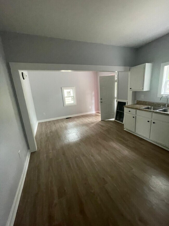 Building Photo - 2034 49th St Ensley