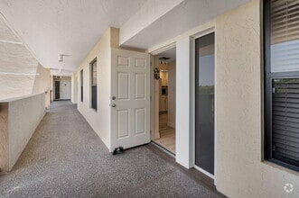 Building Photo - 6562 Boca Del Mar Dr