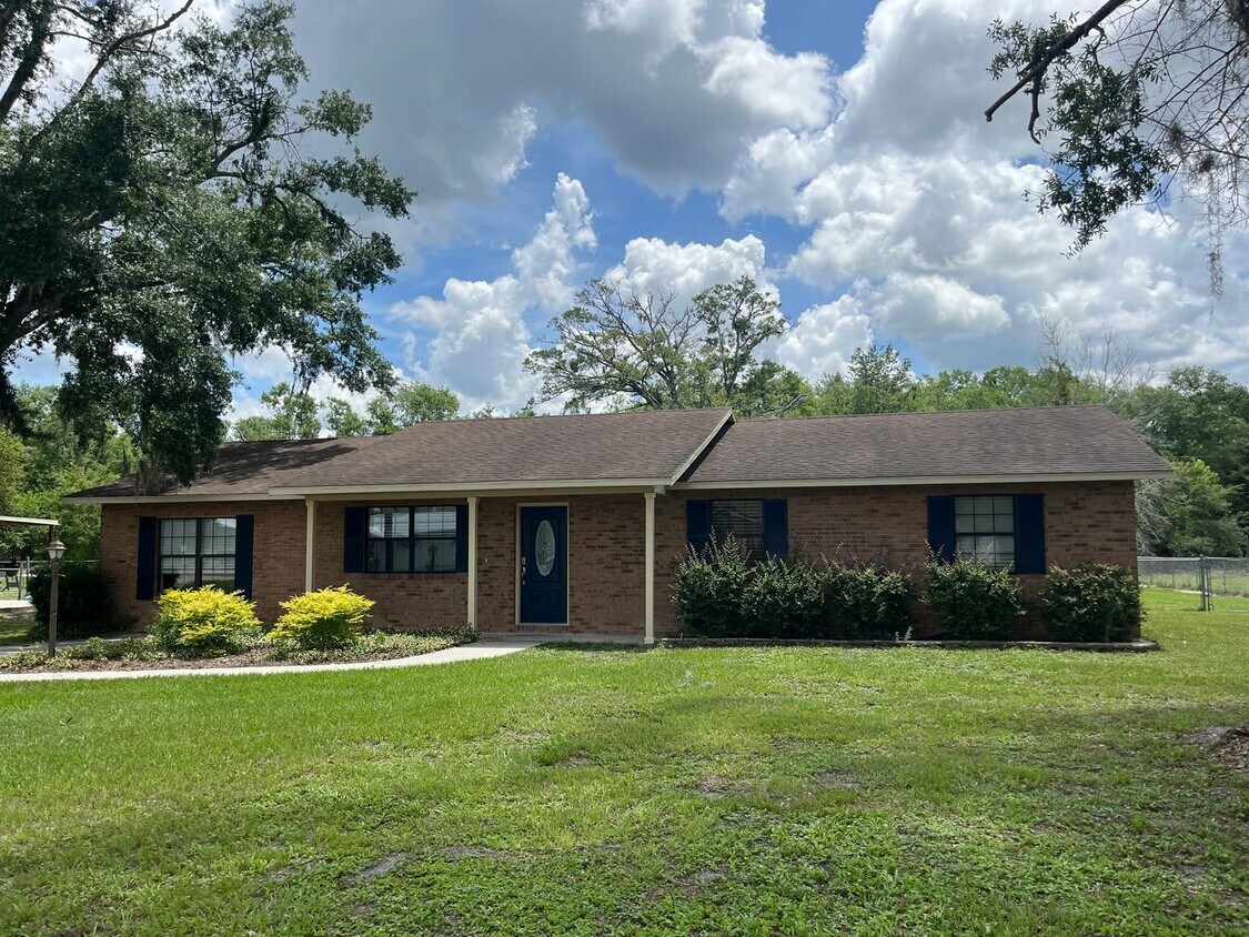 Primary Photo - Charming Updated 3 Bedroom, 2 Bath Brick H...