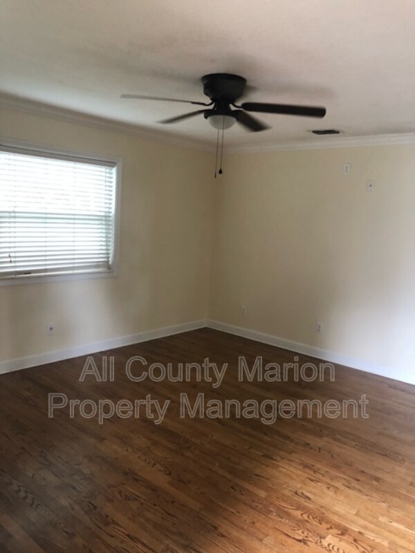 Foto del edificio - 6027 SE Cypress Rd