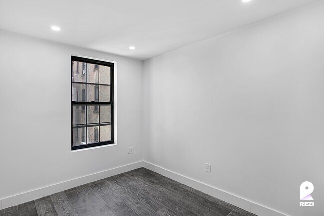 Foto del edificio - 2153 Amsterdam Ave