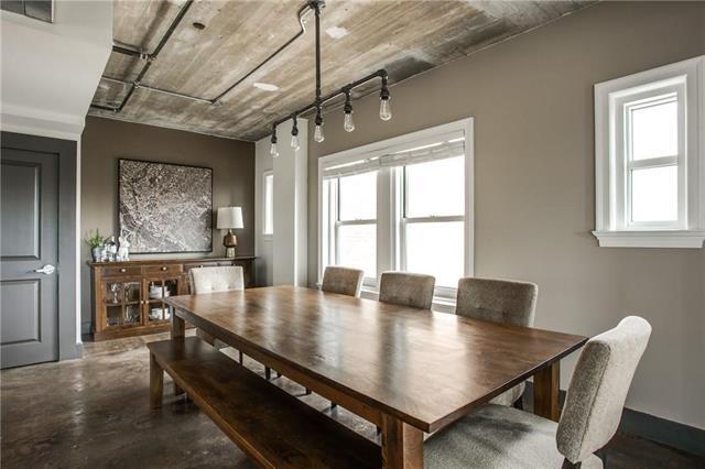 Foto del edificio - 329 E Colorado Blvd