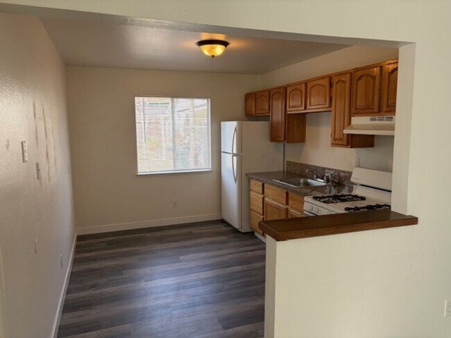 Foto del edificio - 3rd