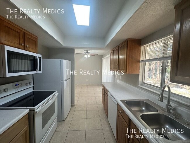 Foto del edificio - 2810 Grand Bend Ct