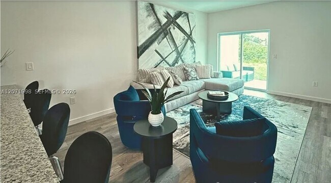 Foto del edificio - 2409 Ansel Ave S
